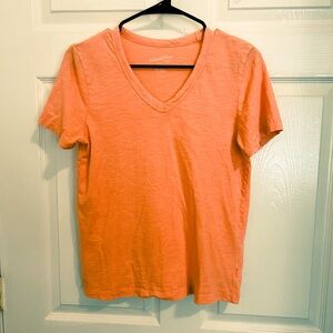 Women's Universal Thread Bright Coral Orange V-Neck Tee Shirt Top Extra Small XS